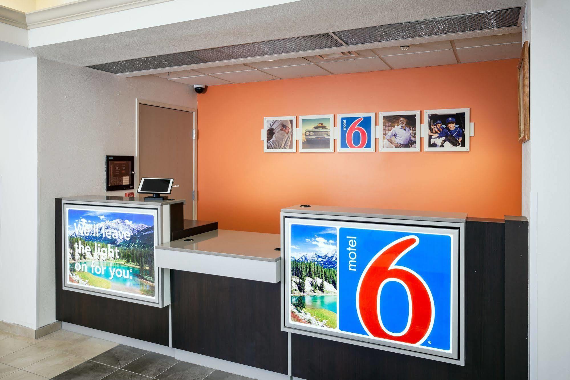 Motel 6-Anchorage, Ak - Midtown Exterior foto